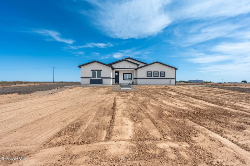 38167 W San Juan Ave, Coyote Ridge, AZ 85354 - photo 1