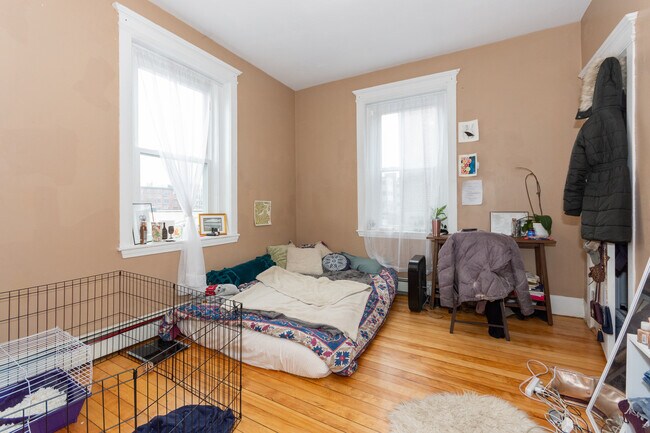10 Glenville Ave unit 4, Allston, MA 02134 - photo 5