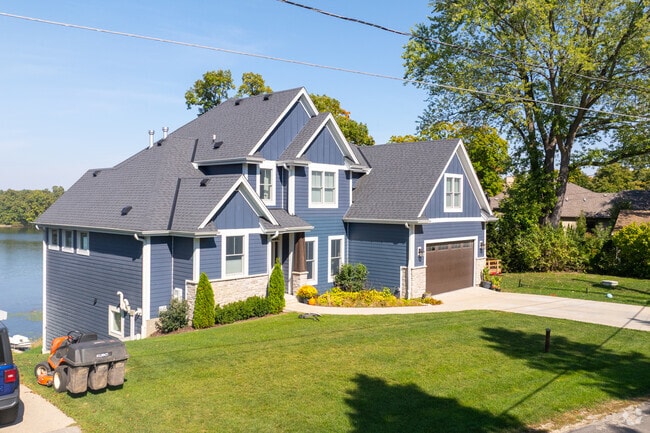 Homes on the water in Merton Town range from $900,000 to $6 million.