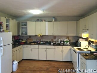 1110 Commonwealth Ave Unit 708, Boston, MA 02215