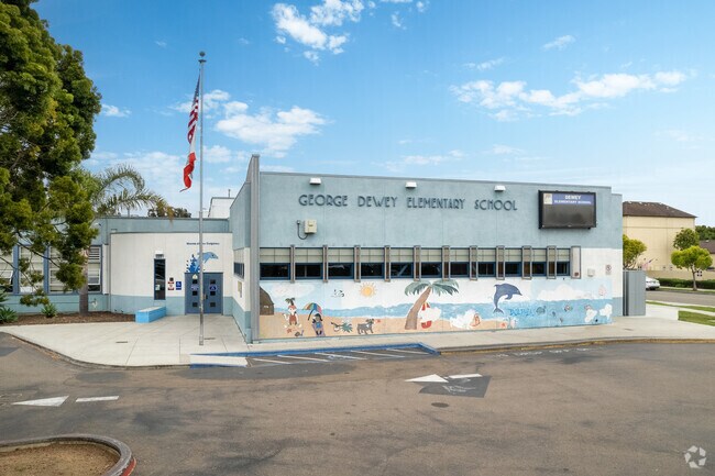 Discover the vibrant learning atmosphere at Dewey Elementary in the Midway District.