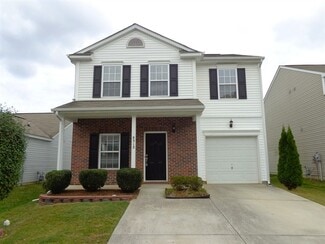 8312 Ainsworth St, Charlotte, NC 28216