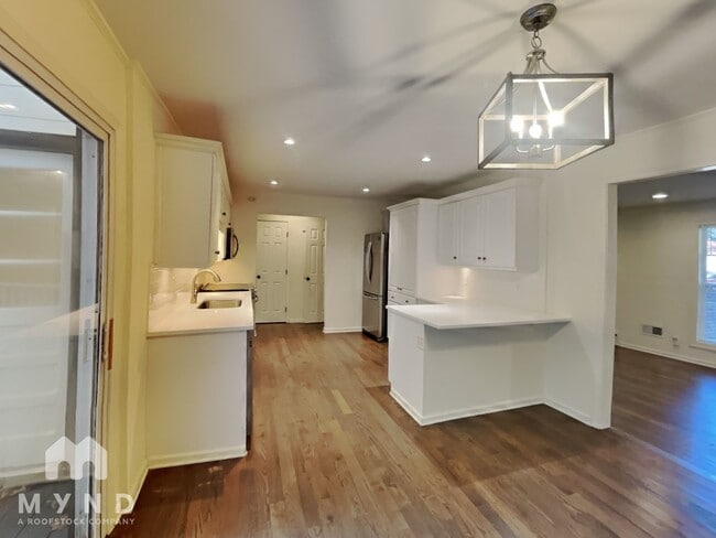 315 Franklin Rd, Sandy Springs, GA 30342 - photo 4