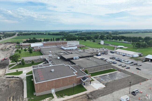 Melrose Middle School has an overall B- grade from Niche.