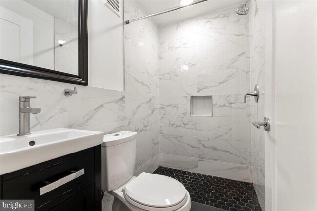 721 N 40th St unit 2, Philadelphia, PA 19104 - photo 3