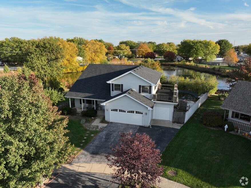 1440 Northfield Meadows Turn, Bourbonnais, IL 60914 - photo 2