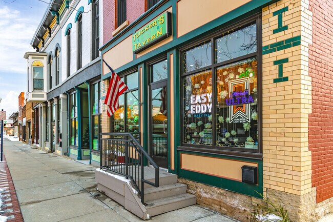 Anamosa's revitalization efforts have brought many new restaurants to downtown.