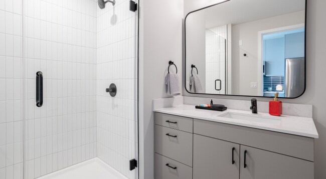 1125 W Carroll Ave, Chicago, IL 60607 - photo 4