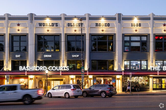 Prescott Lakes is close to the world’s oldest rodeo, founded in 1888.