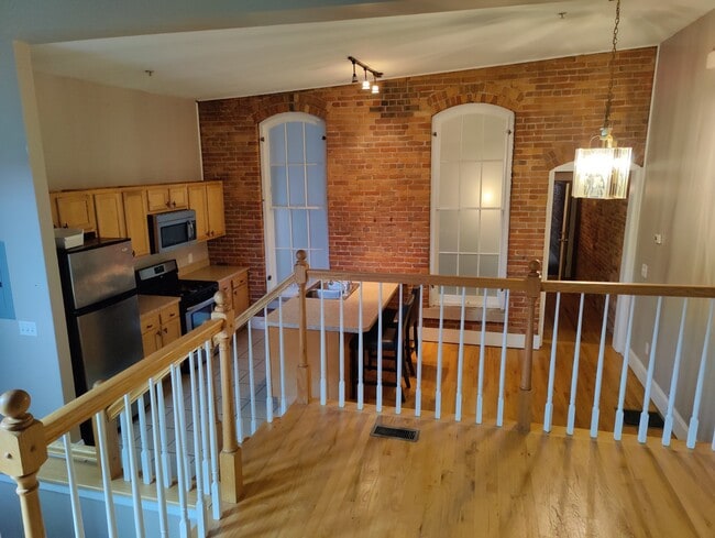 317 W Fayette St unit 2, Syracuse, NY 13202 - photo 7