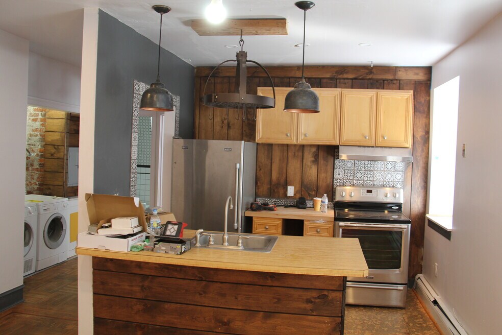 909 S 49th St unit 3RD FLOOR, Philadelphia, PA 19143 - photo 1