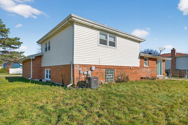 6113 Spring Ln, Matteson, IL 60443 - photo 6