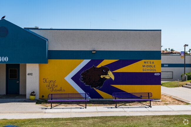 Mesa Middle School has an overall rating of B according to Niche.com.