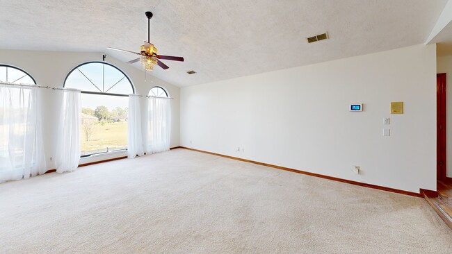 1037 E Hartford St, Hernando, FL 34442 - photo 2