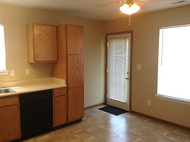 8130 N Harvest Ln, Columbus, IN 47201 - photo 3