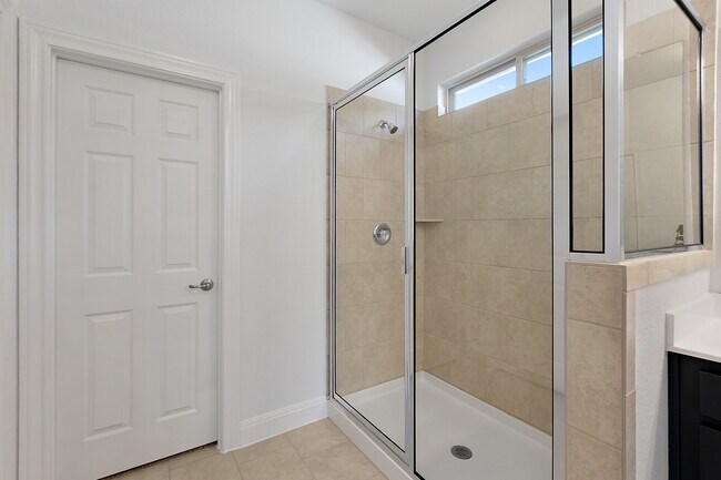 122 Dogvane Cir unit 36477769, Kyle, TX 78740 - photo 7