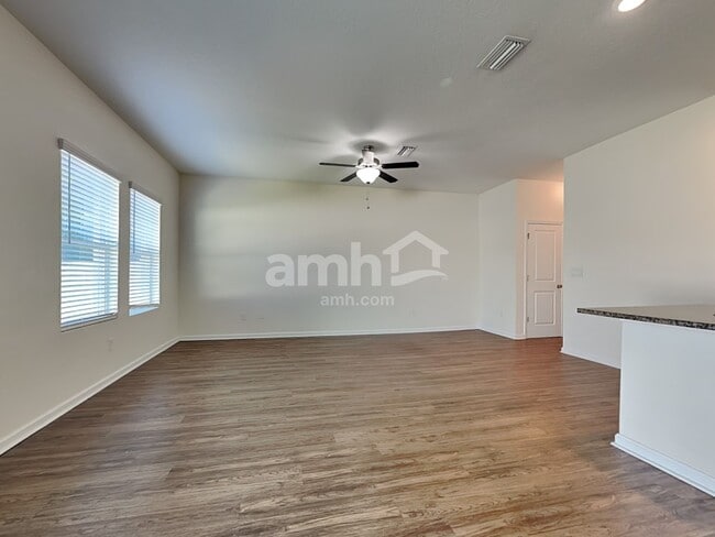 8718 Layalie Way, Gibsonton, FL 33534 - photo 7