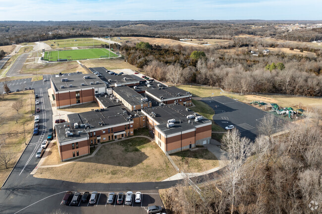Vineland Elementary School in De Soto, MO cater to individual learning styles.