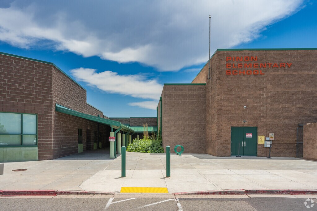 The entrance to Pinon Elementary School.
