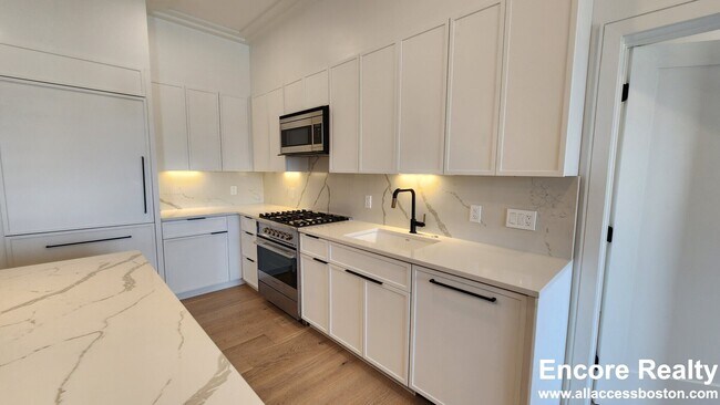 50 Leo M Birmingham Pkwy unit 609, Boston, MA 02135 - photo 6