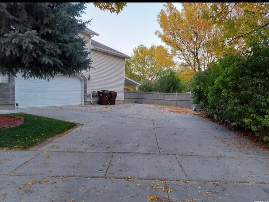 7898 N Sparrowhawk Cir, Eagle Mountain, UT 84005 - photo 1