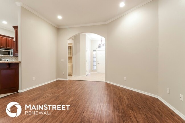 201 Stone Ridge Ln, Midwest City, OK 73130 - photo 3