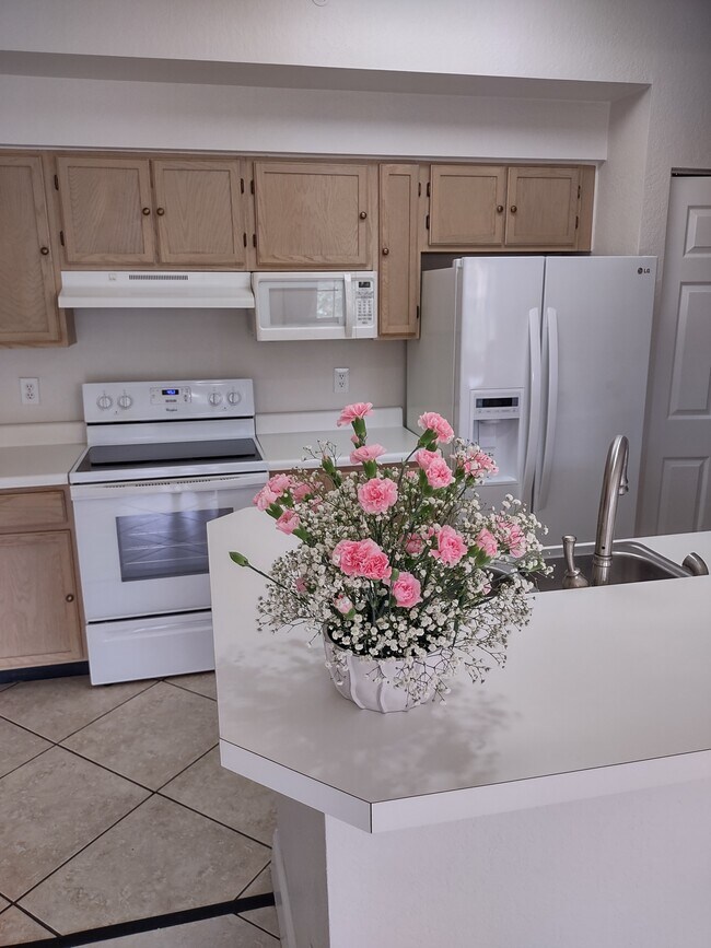 4620 Saint Croix Ln unit 9, Naples, FL 34109 - photo 3