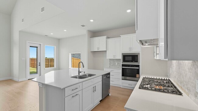 907 Waggoner Dr unit 36201398, Royse City, TX 75189 - photo 5