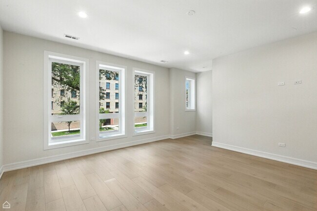 4623 S Michigan Ave unit 3, Chicago, IL 60653 - photo 7