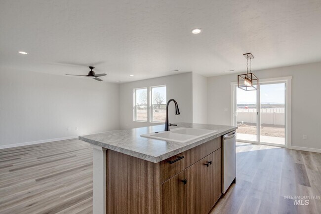 4209 N Delphi Ave, Meridian, ID 83646 - photo 5