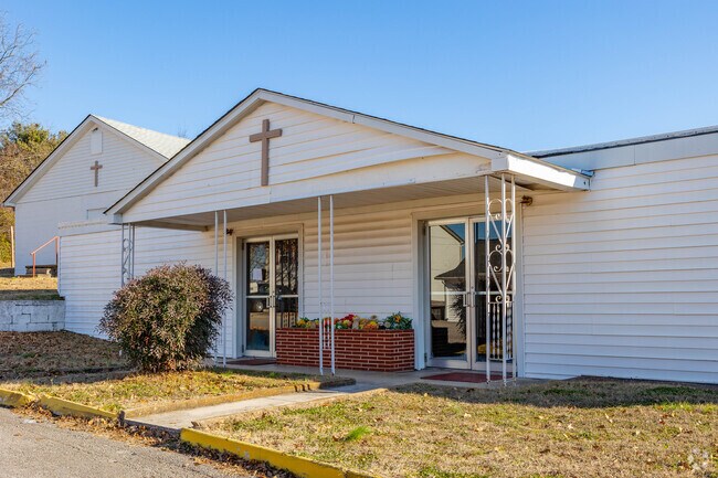 Calvary Baptist Academy serves around 5 students in the city of Columbia.