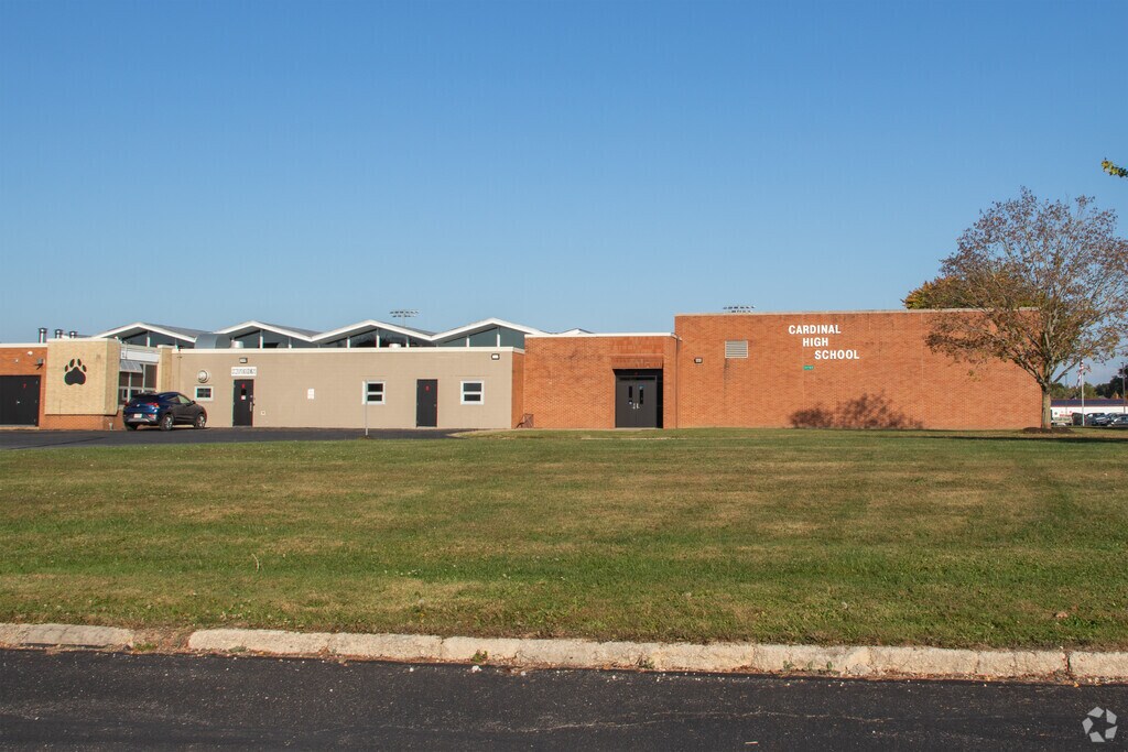 Cardinal High School provides education in the neighborhood of 
Outlying Geauga County