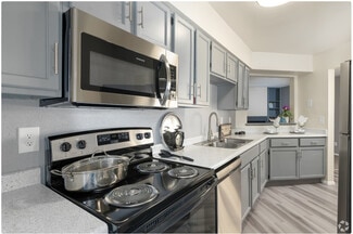 330 Bartlett Dr, El Paso, TX 79912