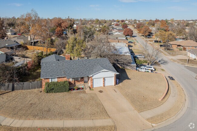 There is a wide array of architectural styles found in Windsor Highland.