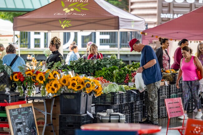 Historic Manassas Farmers Market offers a variety of locally sourced goods in Bull Run.