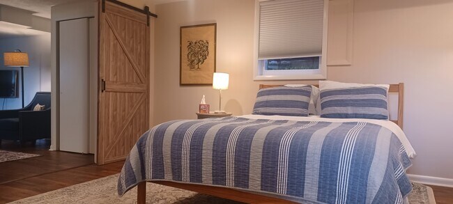 402 13th St NE unit B, Charlottesville, VA 22902 - photo 7