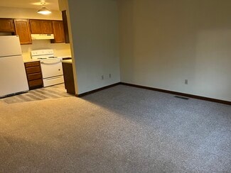 1829 Manor Haus Ct Unit 1, Goshen, IN 46526
