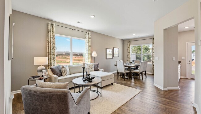 5 Pleasant Woods Trail, Greenville, SC 29605 - photo 4