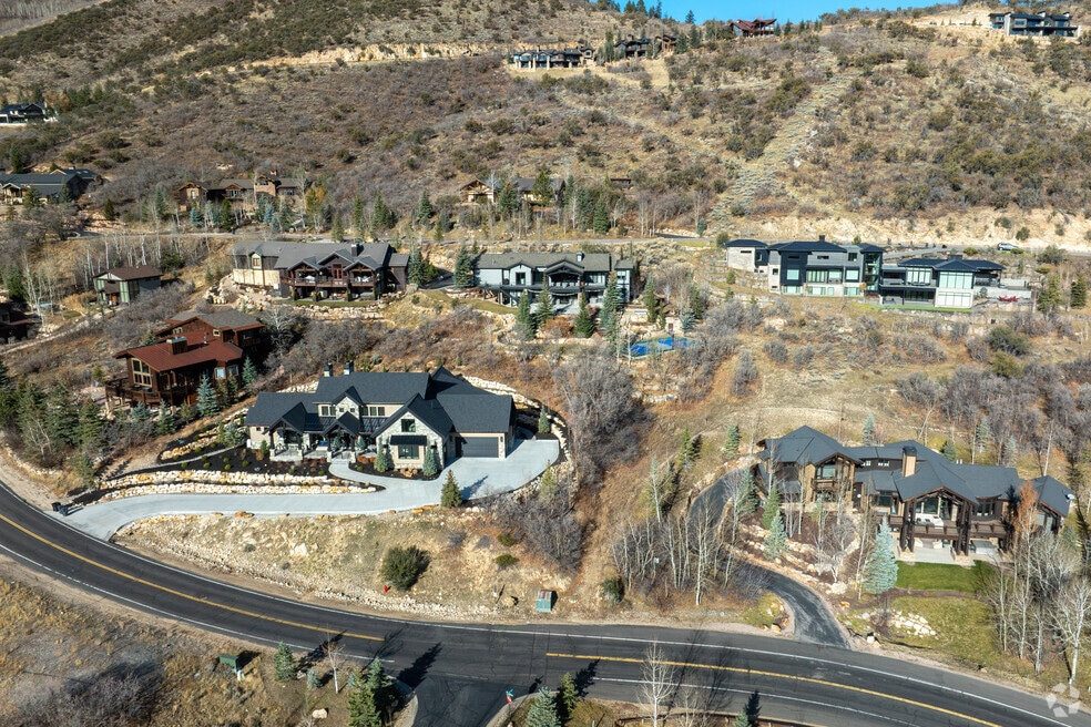 Snyderville_1026767_FB_120325_v1