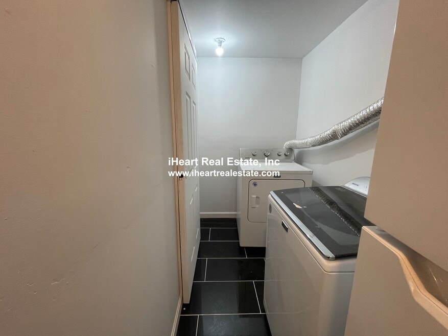 474 E 7th St, Boston, MA 02127 - photo 1