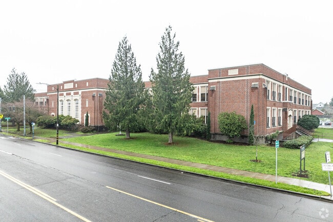 Vestal Elementary on NE 82nd Avenue in Montavilla.