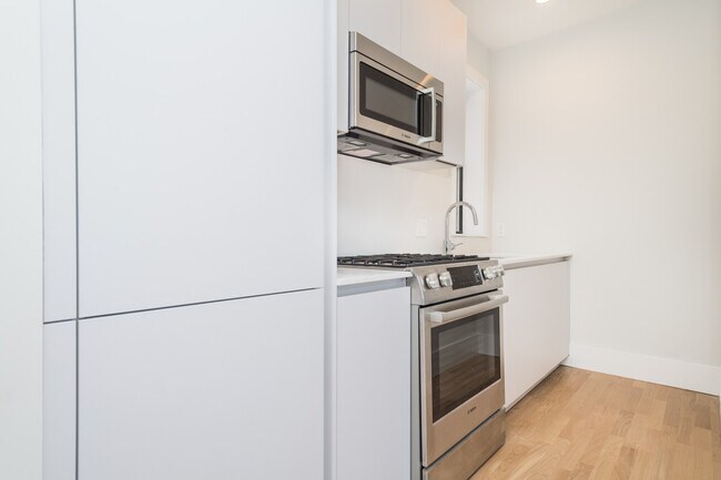 11 Elko St, Brighton, MA 02135 - photo 3