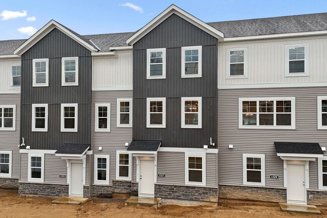 1522 Traverse Ln, West Saint Paul, MN 55118 - photo 3