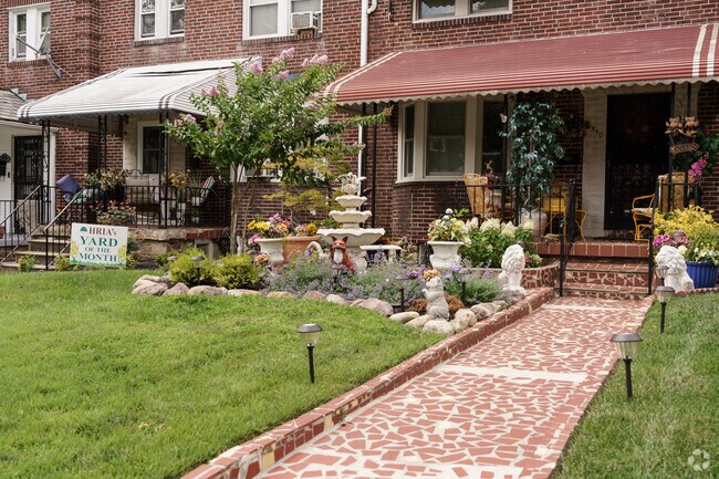 Stonewood-Penwood-Winston residents take pride in the appearance of their neighborhood.