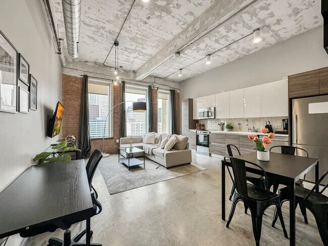 555 Evergreen St unit ID1055830P, Dallas, TX 75201 - photo 5