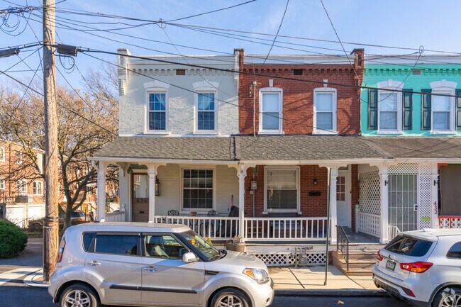 Located in Lancaster, Ross offers colorful Rowhomes with inviting front porches.