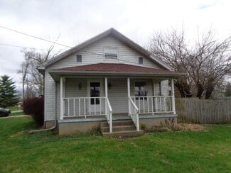 8967 Cam Dr, Carlisle, OH 45005