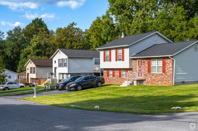 Reisterstown Station has many split-level home options.