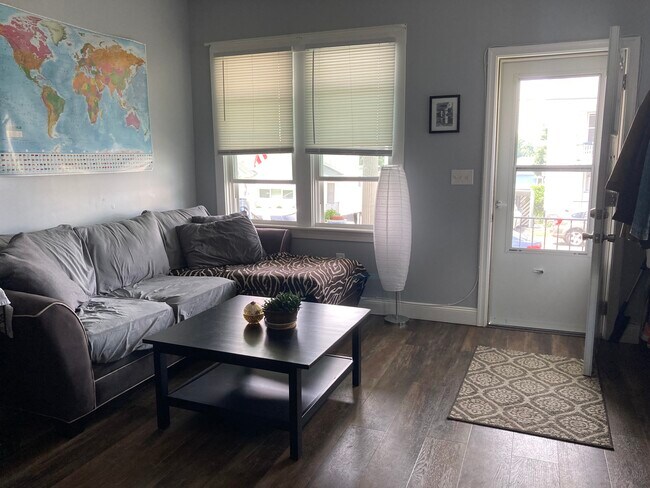 314 Willow St unit 314 Fl 1, Dunmore, PA 18512 - photo 6