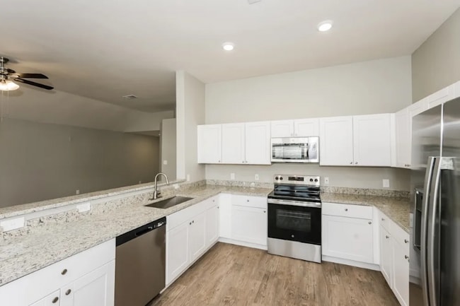 405 Heritage Dr, Crowley, TX 76036 - photo 7